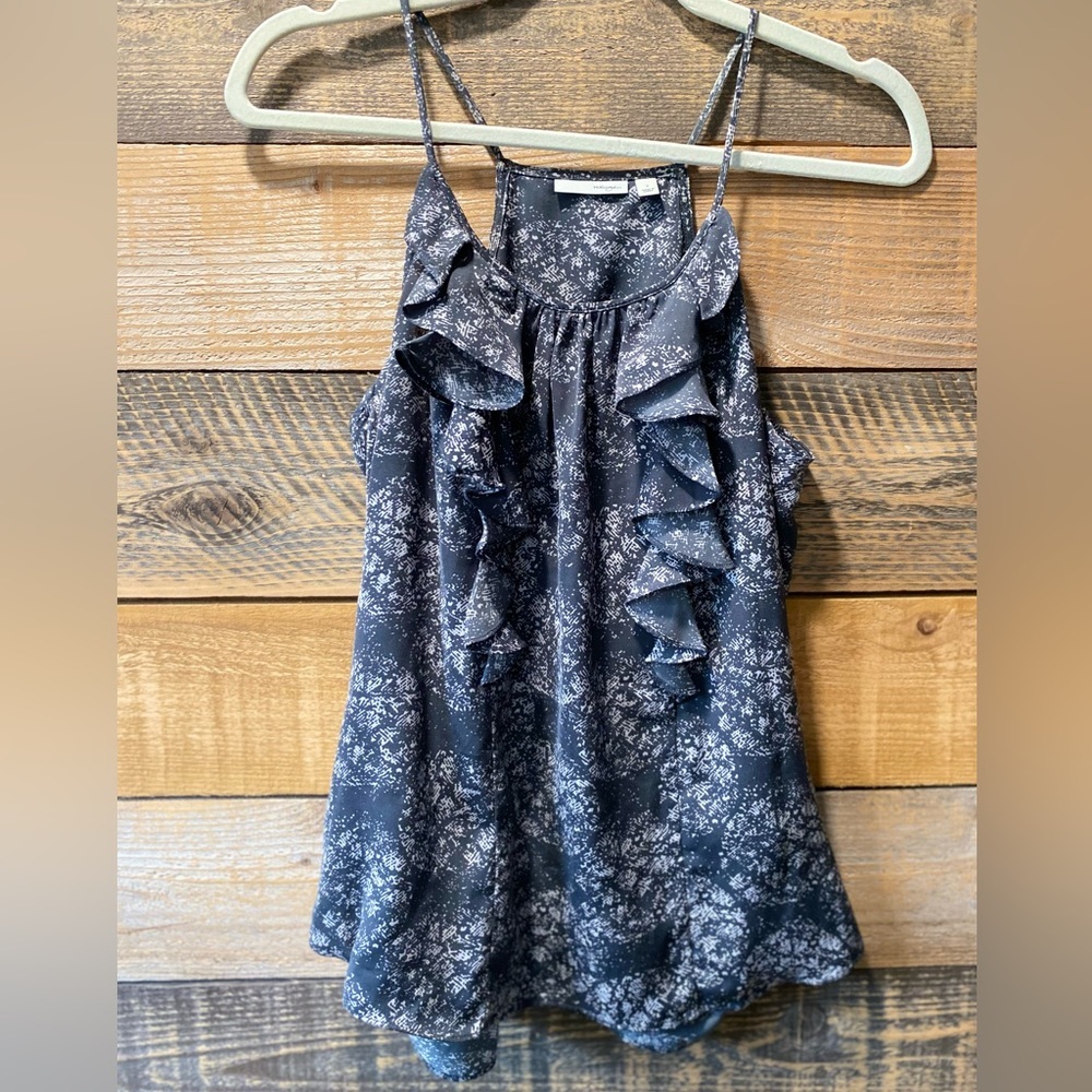 Nordstrom Halogen Sleeveless
Top Ruffle Gray Small
